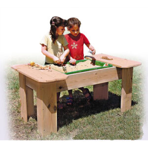 שולחן חול לפעילות בחצר גני ילדים , פיברן מומחים בייצור מתקנים לגני ילדים