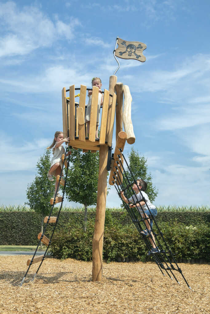 ro730-p-02-web-683x1024_optimized (1) מתקן ספינת פיראטים אלבטרוס מעץ RO730